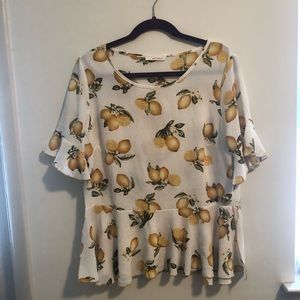 So Perla Lemon Ruffle-Sleeve Top